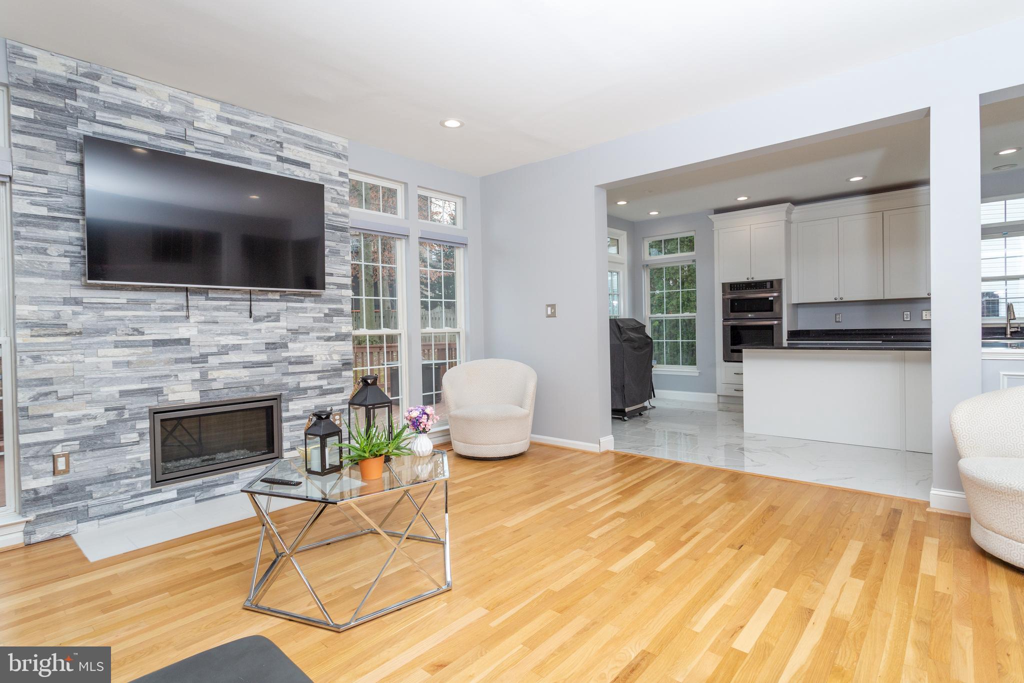 6455 Saddlebrook Lane Frederick, MD 21701 - Photo 3 of 39