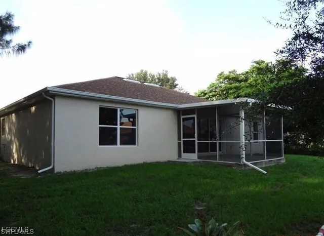 $1,999 | 2923 Northwest 10th Street, Cape Coral, FL 33993