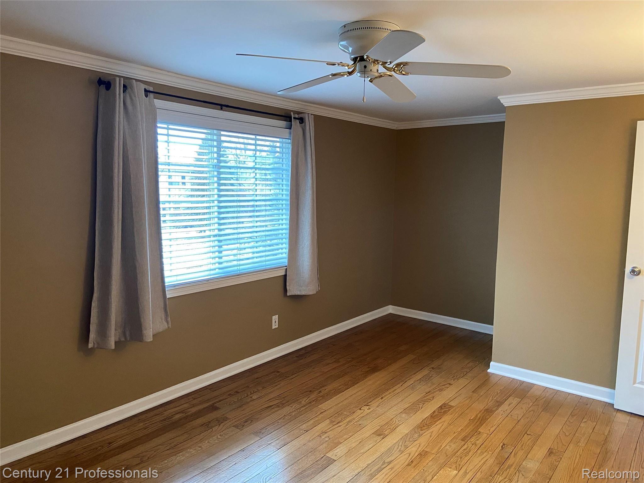1711 Graefield Road Birmingham, MI 48009 - Photo 12 of 22 Master Bedroom