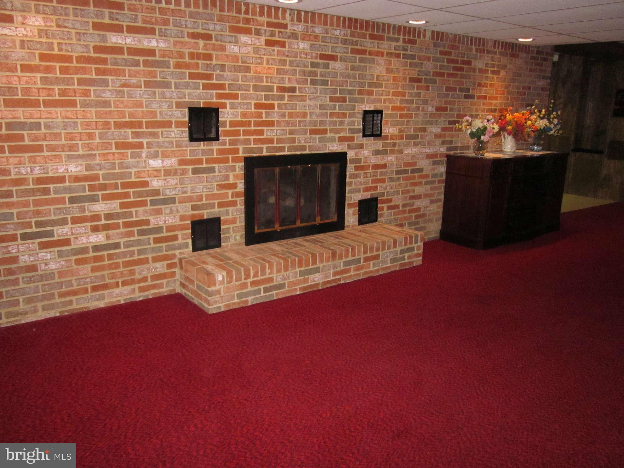 18612 Muncaster Road Derwood, MD 20855 - Photo 23 of 28 Basement