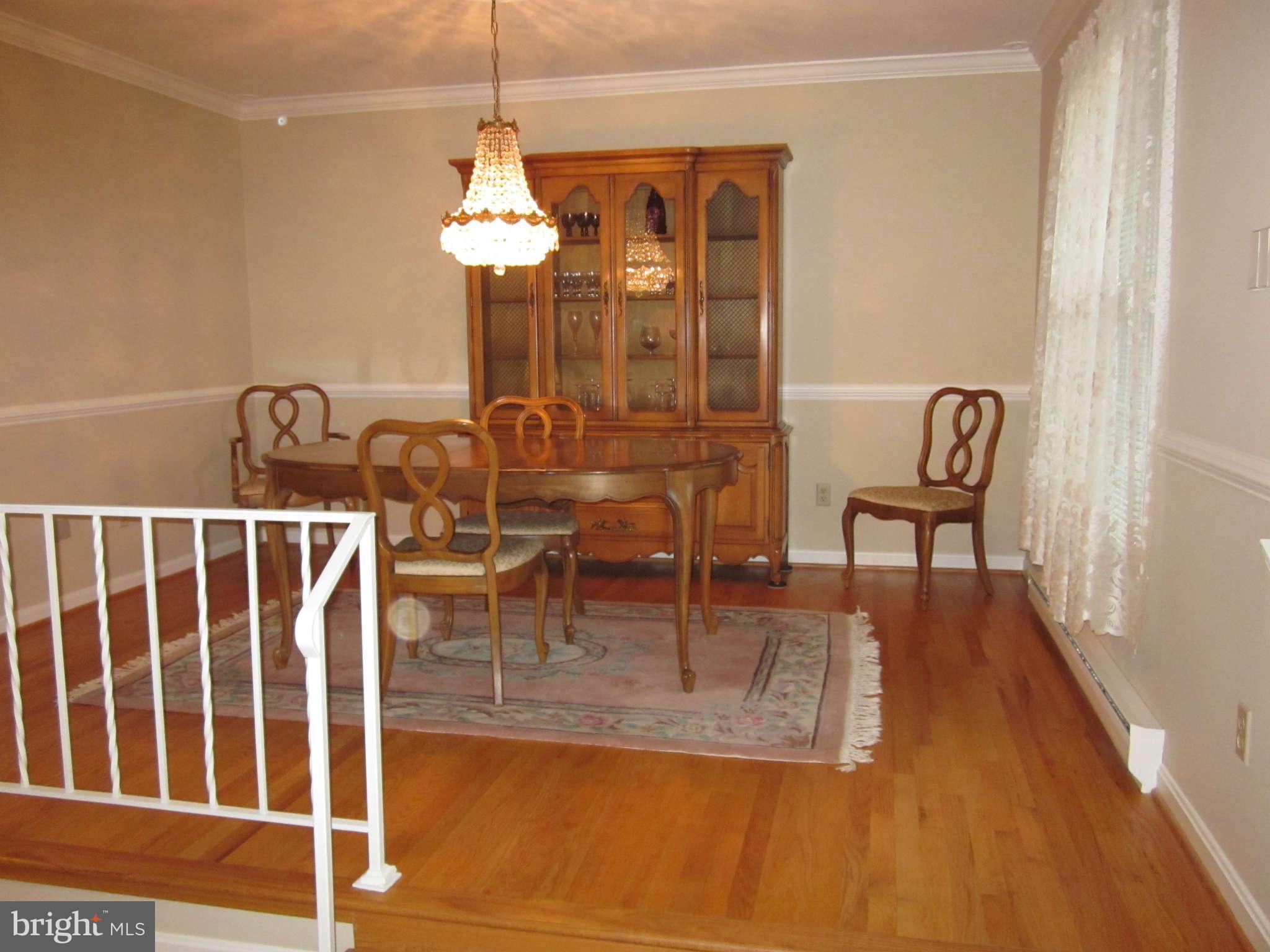 18612 Muncaster Road Derwood, MD 20855 - Photo 7 of 28 Dining Room