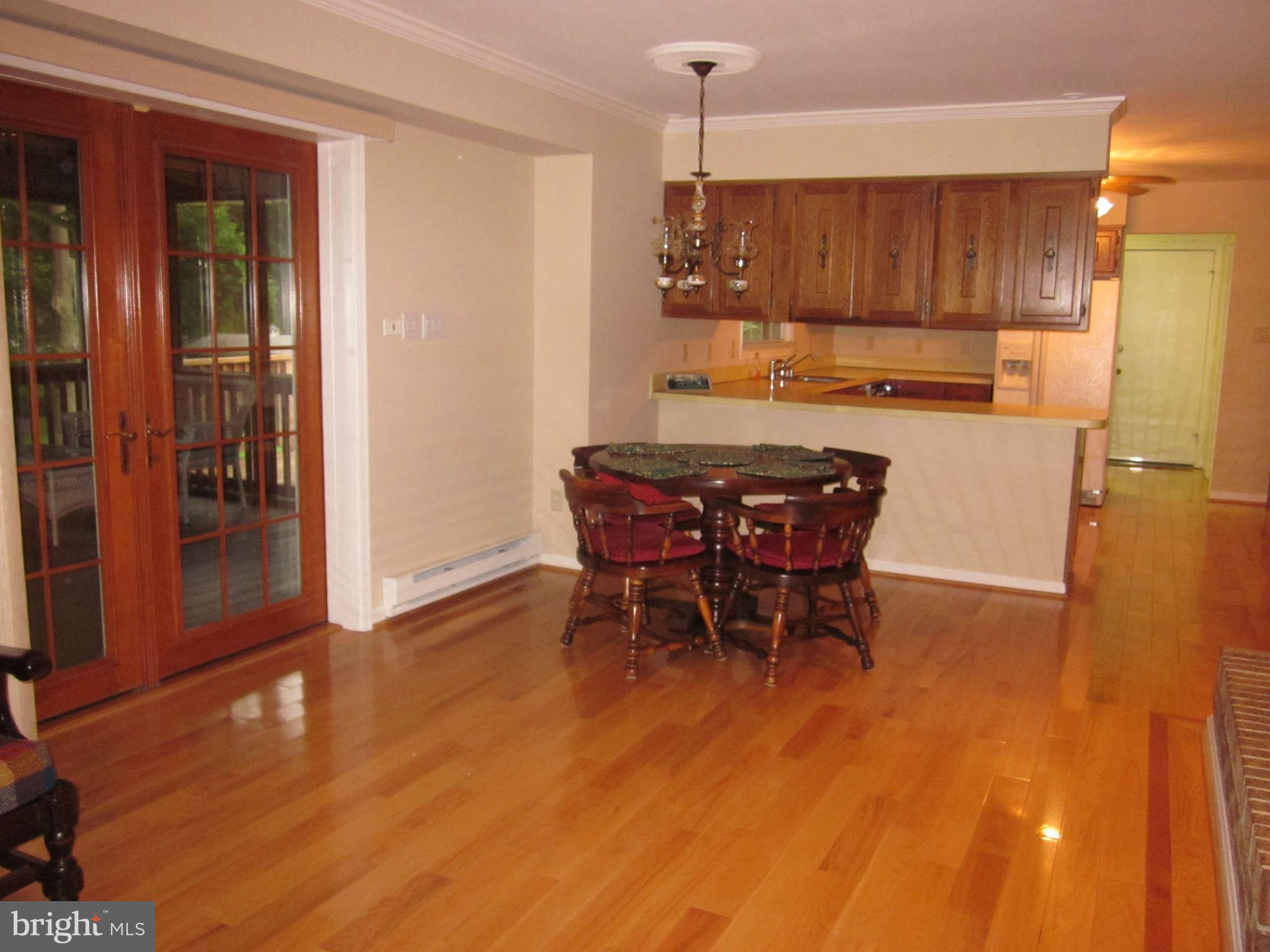 18612 Muncaster Road Derwood, MD 20855 - Photo 8 of 28 Kitchen