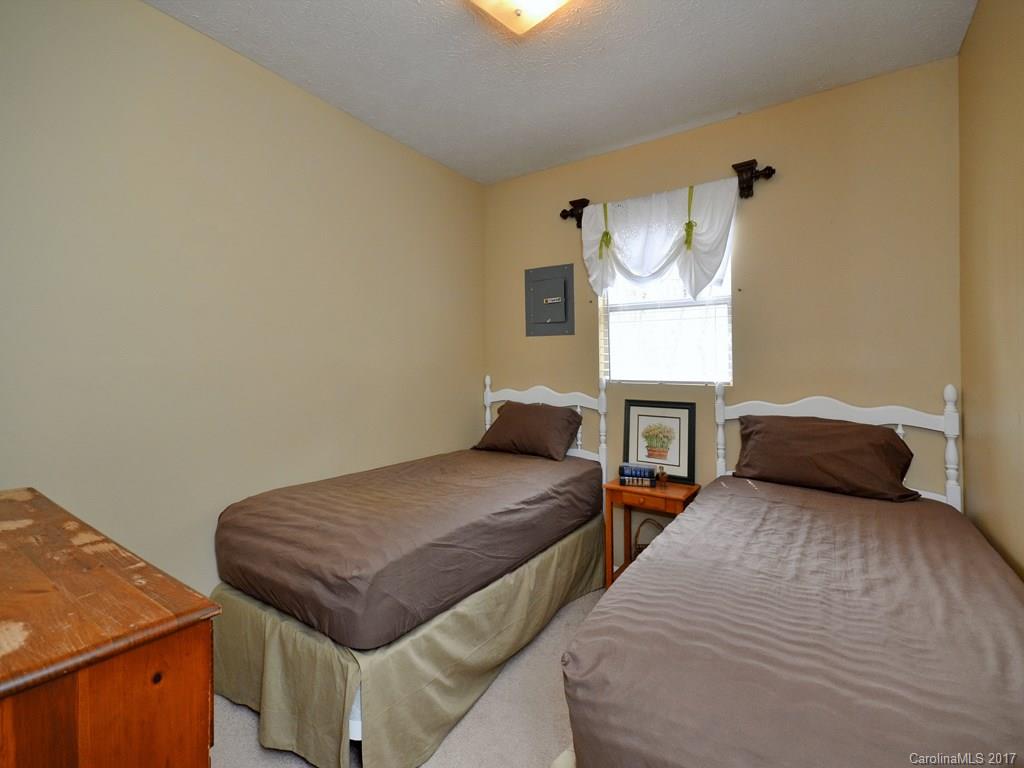 692 Pot Leg Road Waynesville, NC 28785 - Photo 6 of 15