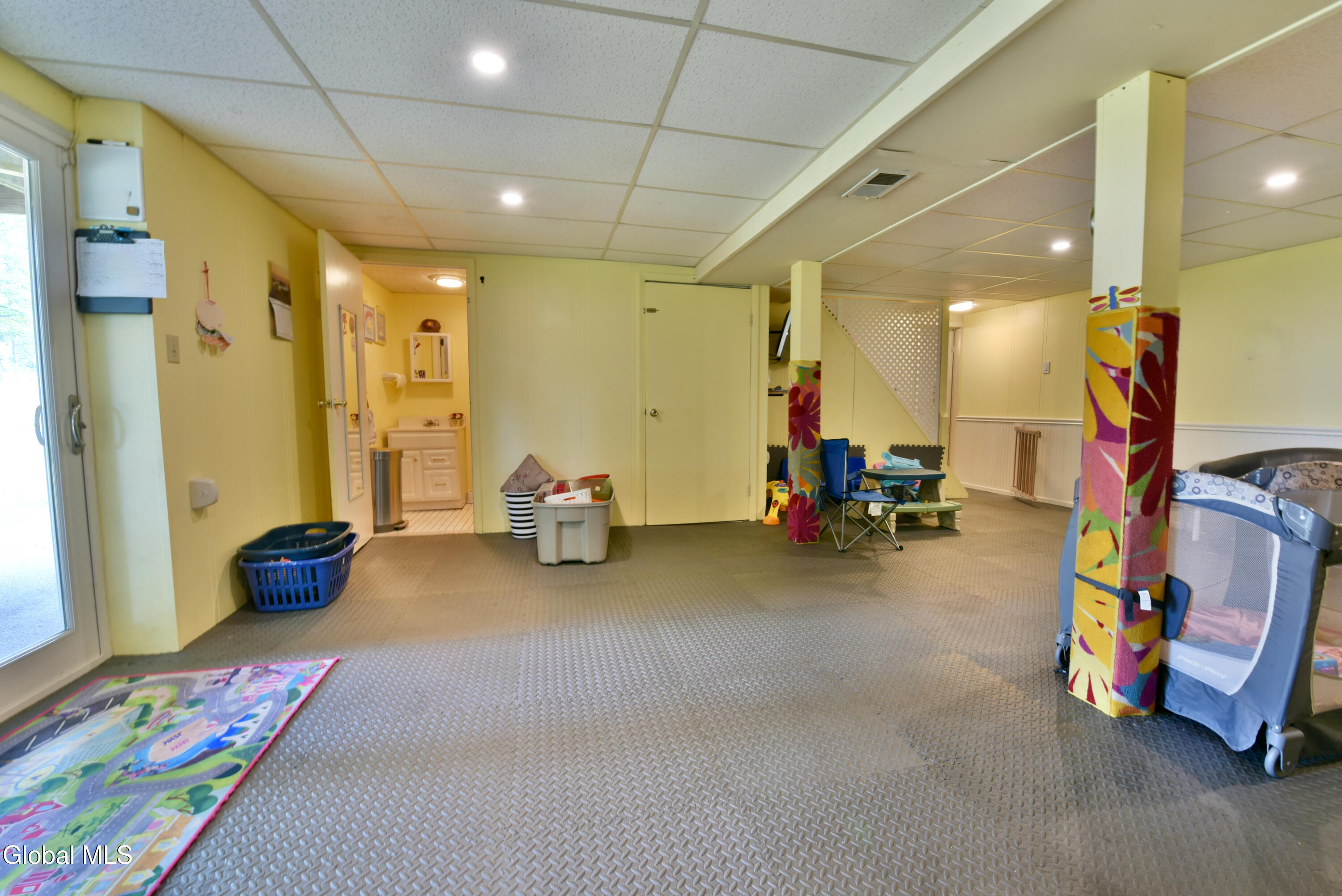 7 Marcel Road Halfmoon, NY 12065 - Photo 20 of 31 38
