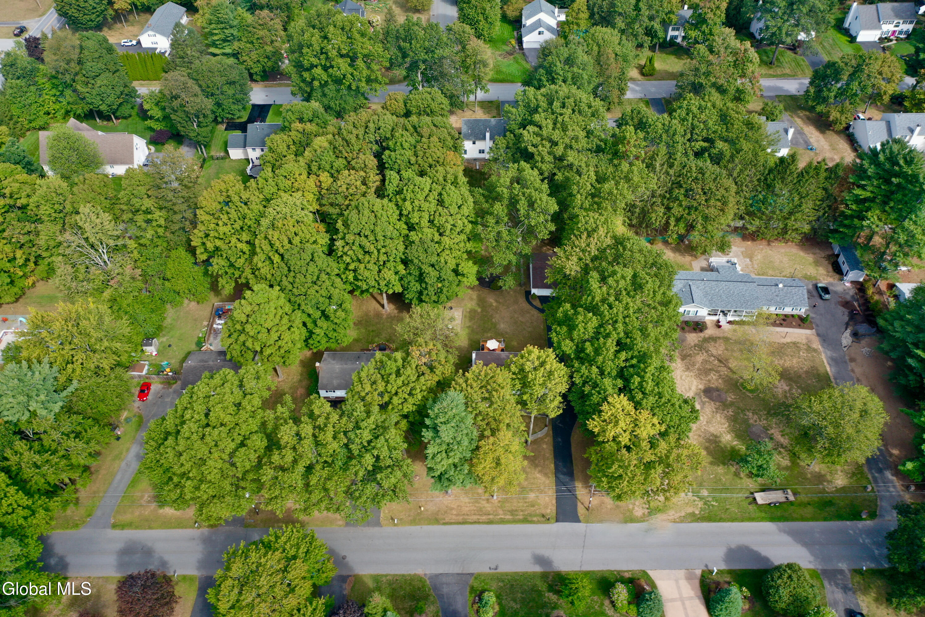 7 Marcel Road Halfmoon, NY 12065 - Photo 31 of 31 16