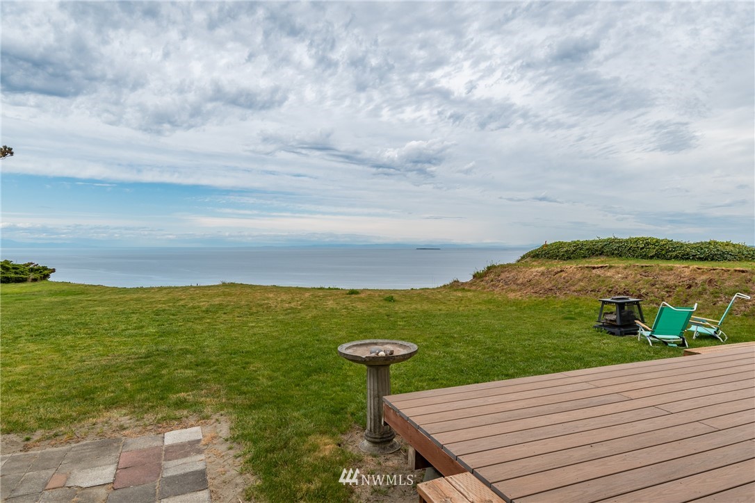 1939 West Beach Road Oak Harbor, WA 98277 - Photo 14 of 39 Gallery Image 14