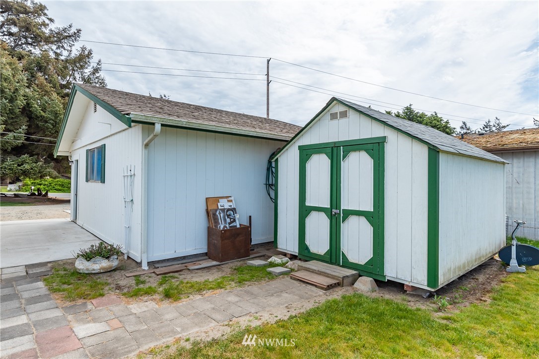 1939 West Beach Road Oak Harbor, WA 98277 - Photo 29 of 39 Gallery Image 29