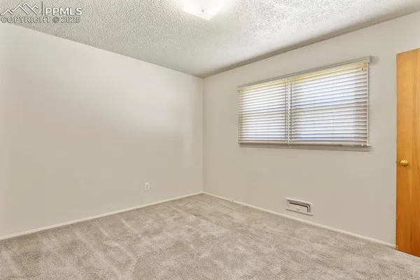 $274,000 | 1112 Kennedy Street, Pueblo, CO 81001