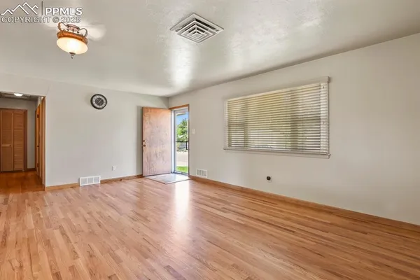 $274,000 | 1112 Kennedy Street, Pueblo, CO 81001
