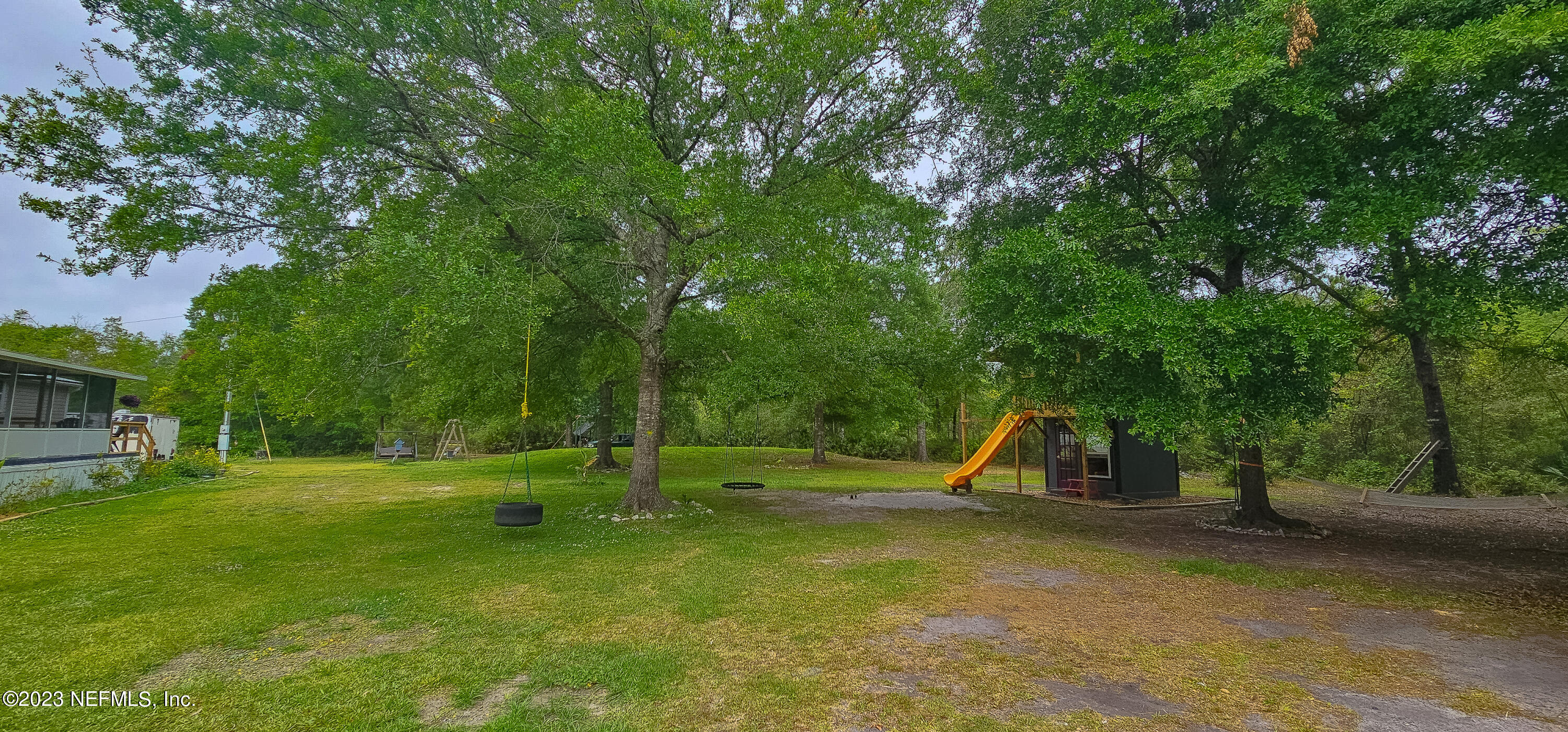 37168 Abercorn Road Hilliard, FL 32046 - Photo 3 of 25 Backyard