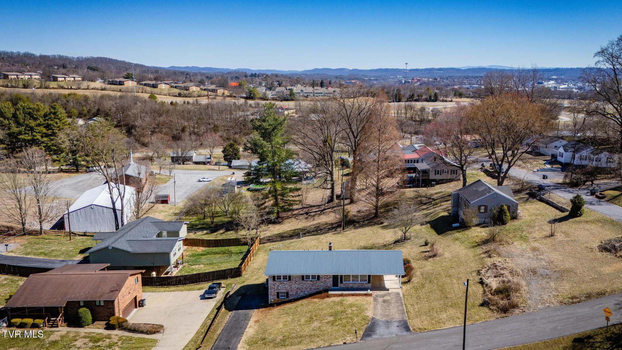 805 Rogan Street Kingsport, TN 37660 - Photo 31 of 38 1000023529