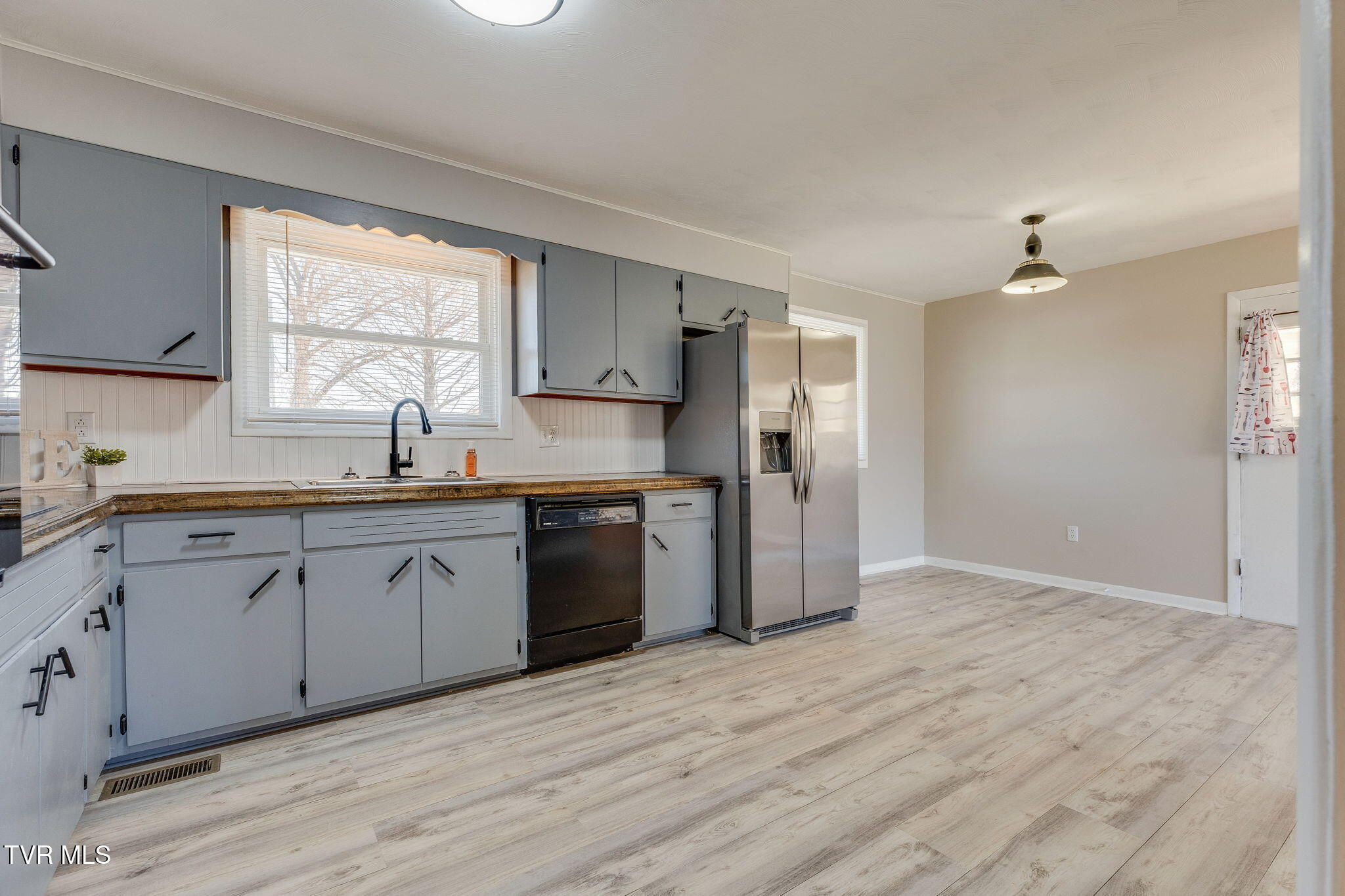 805 Rogan Street Kingsport, TN 37660 - Photo 9 of 38 1000023507