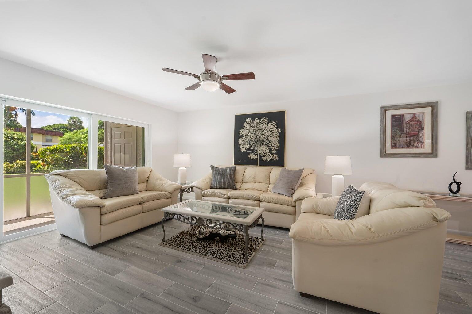 717 Highway 1, Unit 505 Jupiter, FL 33477 - Photo 14 of 48 LIVING ROOM 2