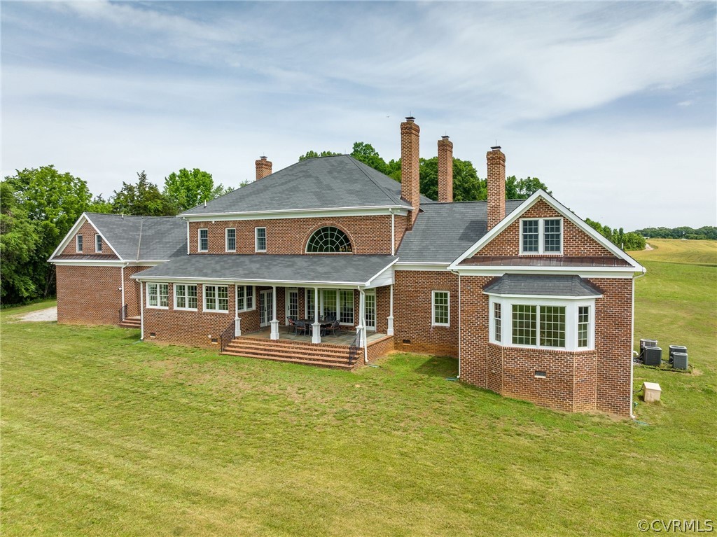 2190 Manakin Road Manakin-Sabot, VA 23103 - Photo 4 of 31 a front view of a house with garden