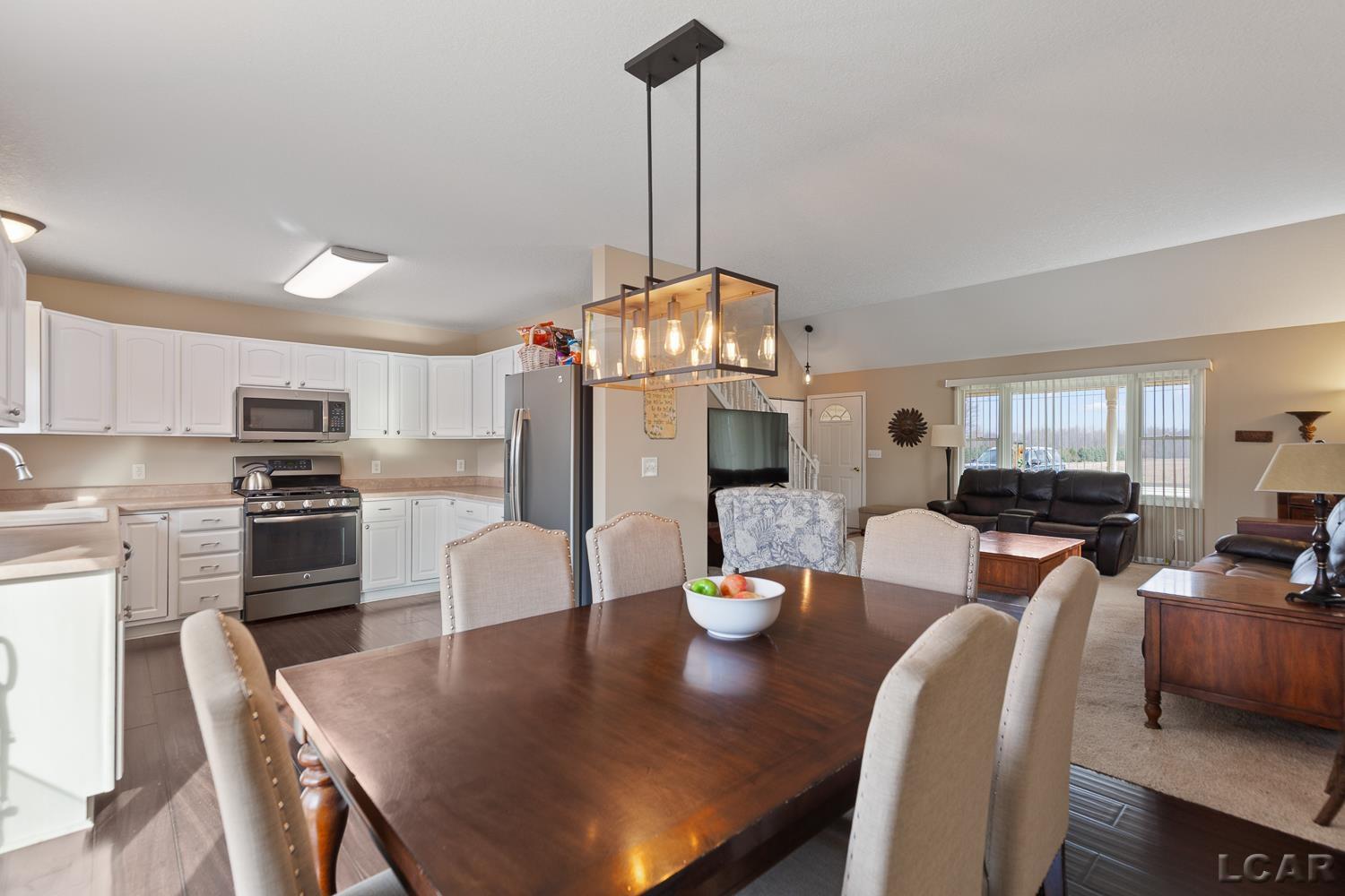 2147 Gady Road Adrian, MI 49221 - Photo 6 of 47