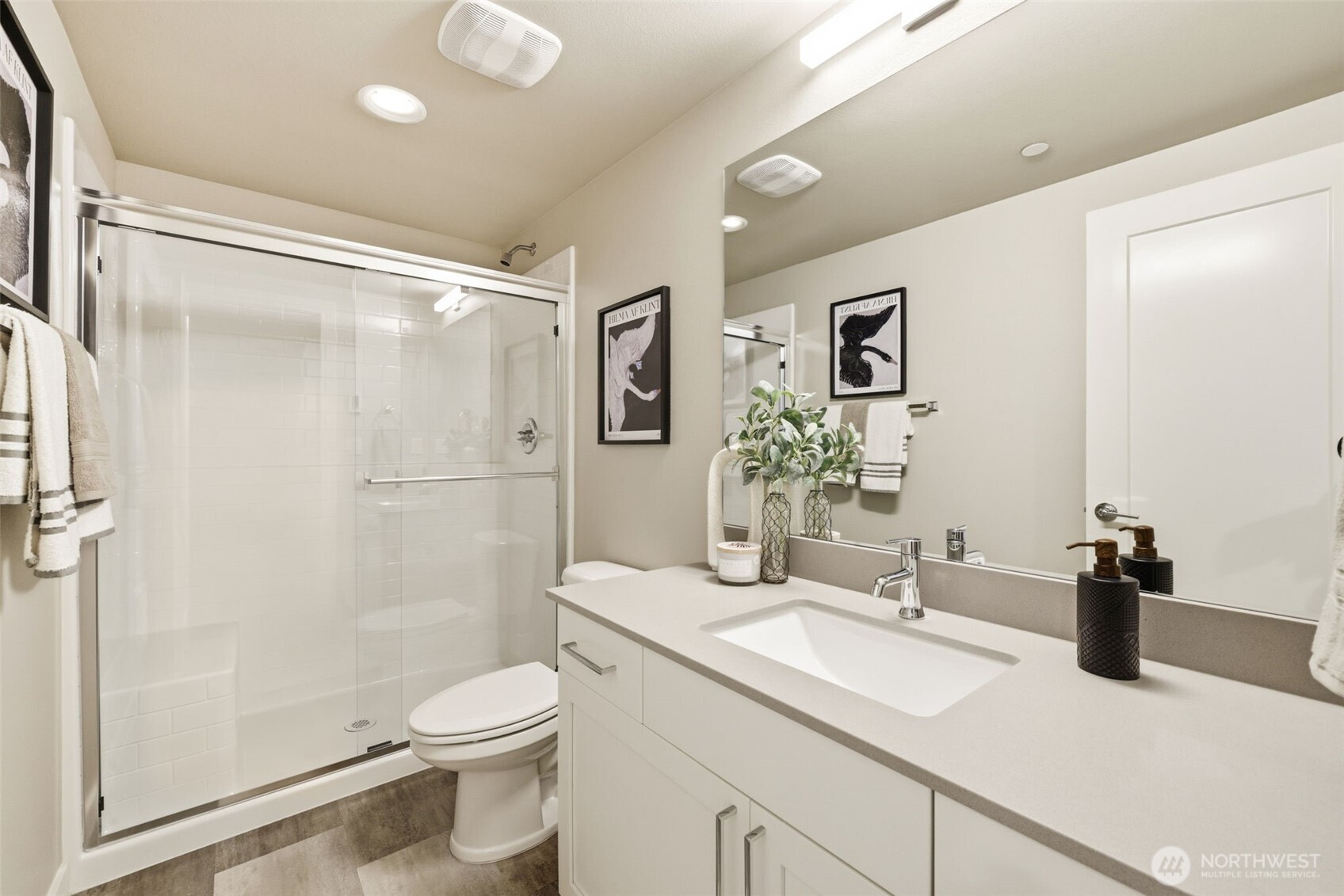 1930 Riva Lane Northwest Issaquah, WA 98027 - Photo 5 of 31 Gallery Image 5