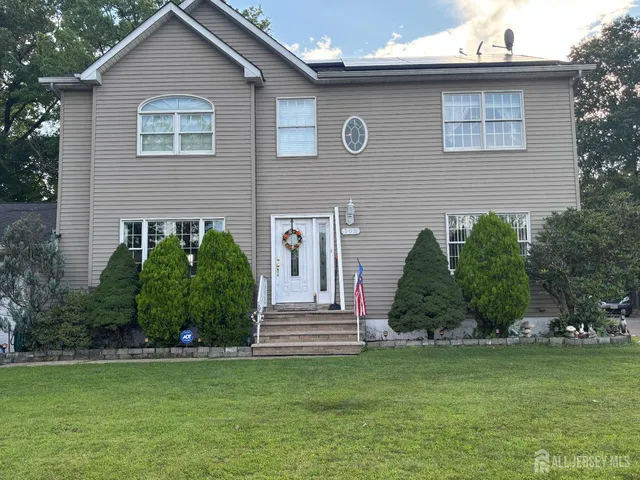 $1,199,999 | 105 Howard Avenue, Edison, NJ 08837