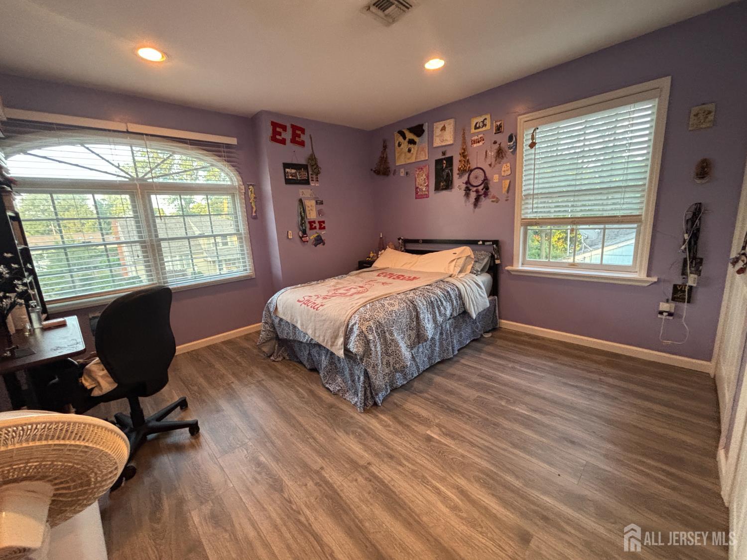 105 Howard Avenue Edison, NJ 08837 - Photo 26 of 39 a bedroom with a bed and a window