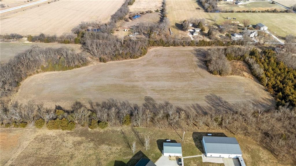 1775 Nebraska Road Iola, KS 66749 - Photo 9 of 17