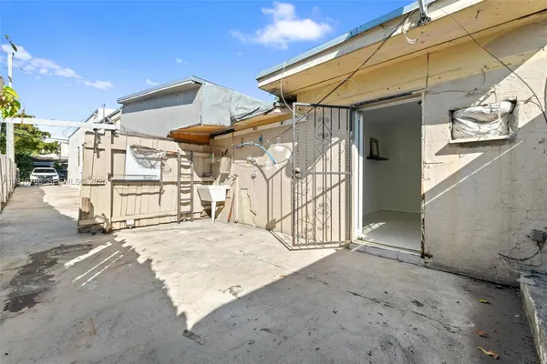 $675,000 | 2262 Northwest 4th Street, Miami, FL 33125