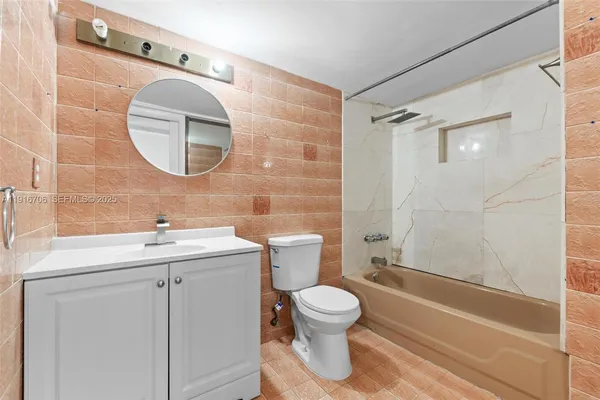 $675,000 | 2262 Northwest 4th Street, Miami, FL 33125