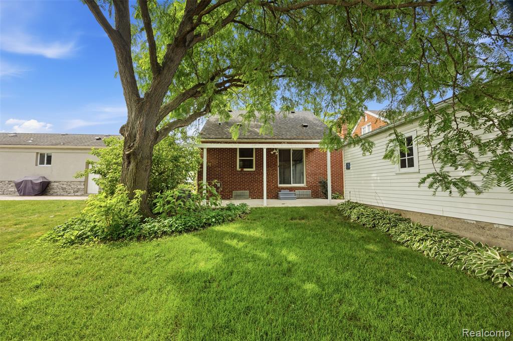 23636 Edward Street Dearborn, MI 48128 - Photo 38 of 39