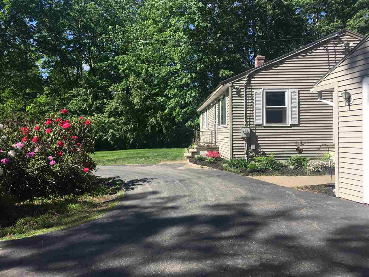 40 Dodge Cross Road Farmington, NH 03835 - Photo 2 of 16