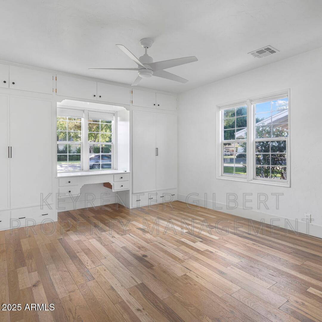 653 North Robson Mesa, AZ 85201 - Photo 15 of 31 27