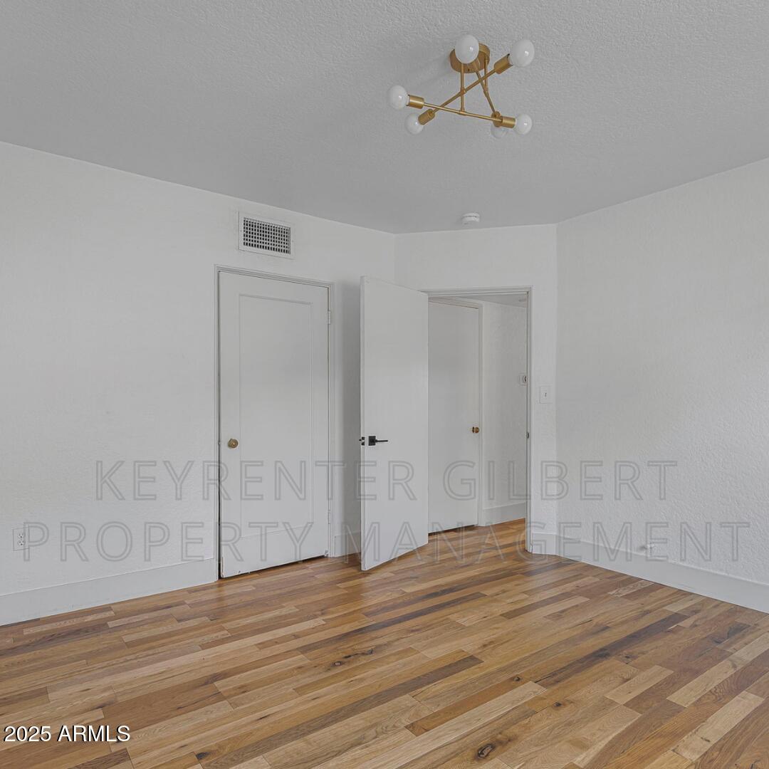 653 North Robson Mesa, AZ 85201 - Photo 21 of 31 18