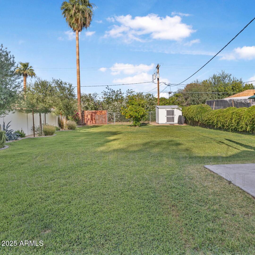 653 North Robson Mesa, AZ 85201 - Photo 28 of 31 12