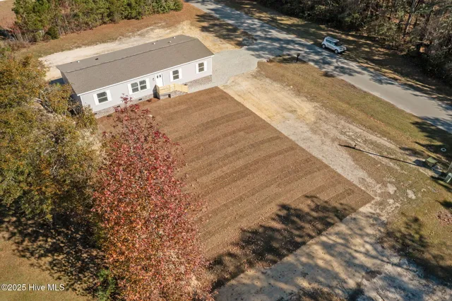 $249,900 | 300 North Red Maple Court, Swansboro, NC 28584