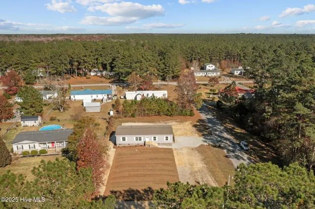 $249,900 | 300 North Red Maple Court, Swansboro, NC 28584