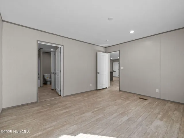 $249,900 | 300 North Red Maple Court, Swansboro, NC 28584