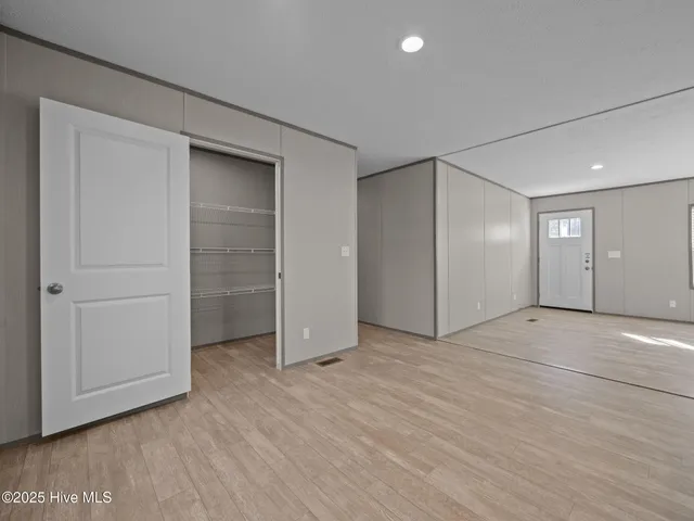 $249,900 | 300 North Red Maple Court, Swansboro, NC 28584