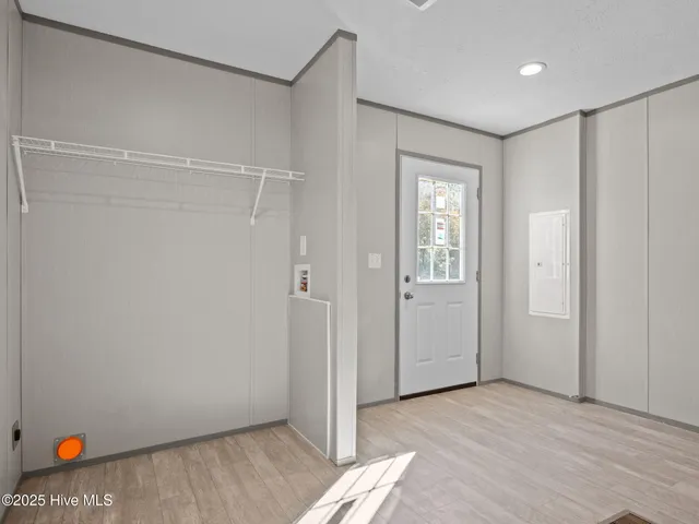 $249,900 | 300 North Red Maple Court, Swansboro, NC 28584