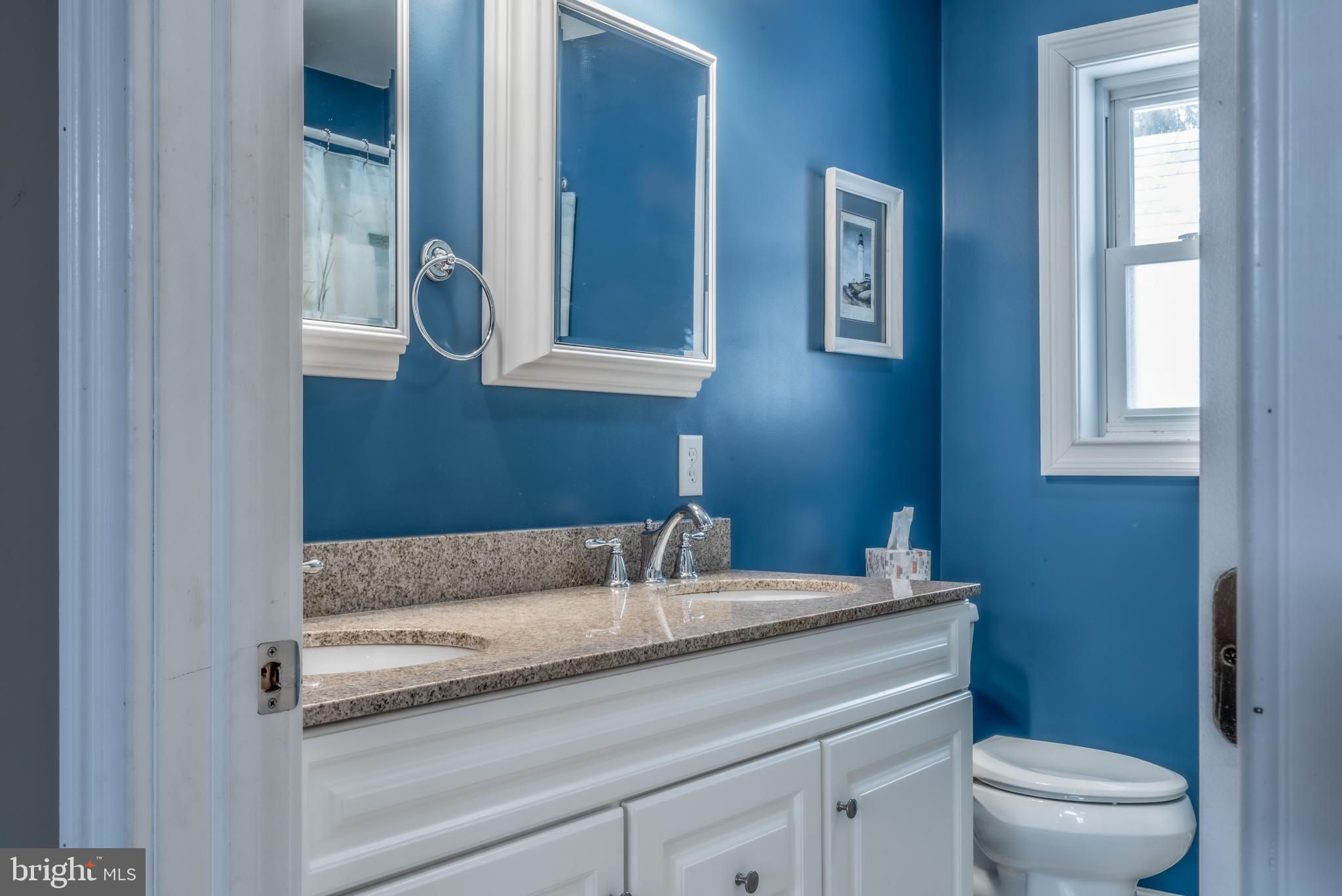 1349 State Road Coopersburg, PA 18036 - Photo 18 of 38 Main floor full bathroom