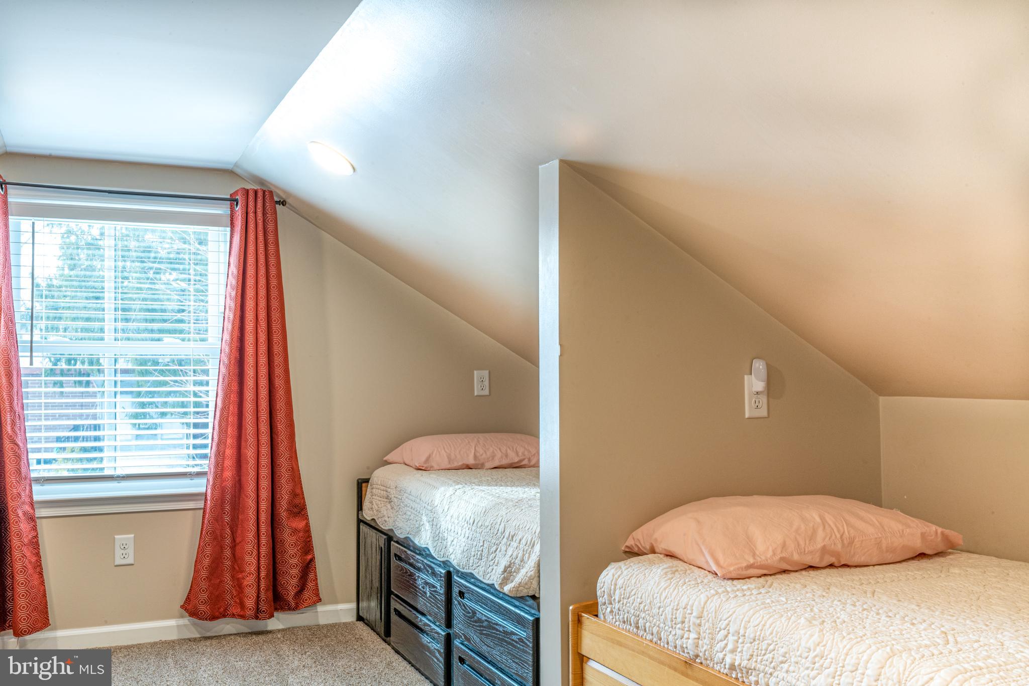 1349 State Road Coopersburg, PA 18036 - Photo 21 of 38 Built-in twin beds in third bedroom