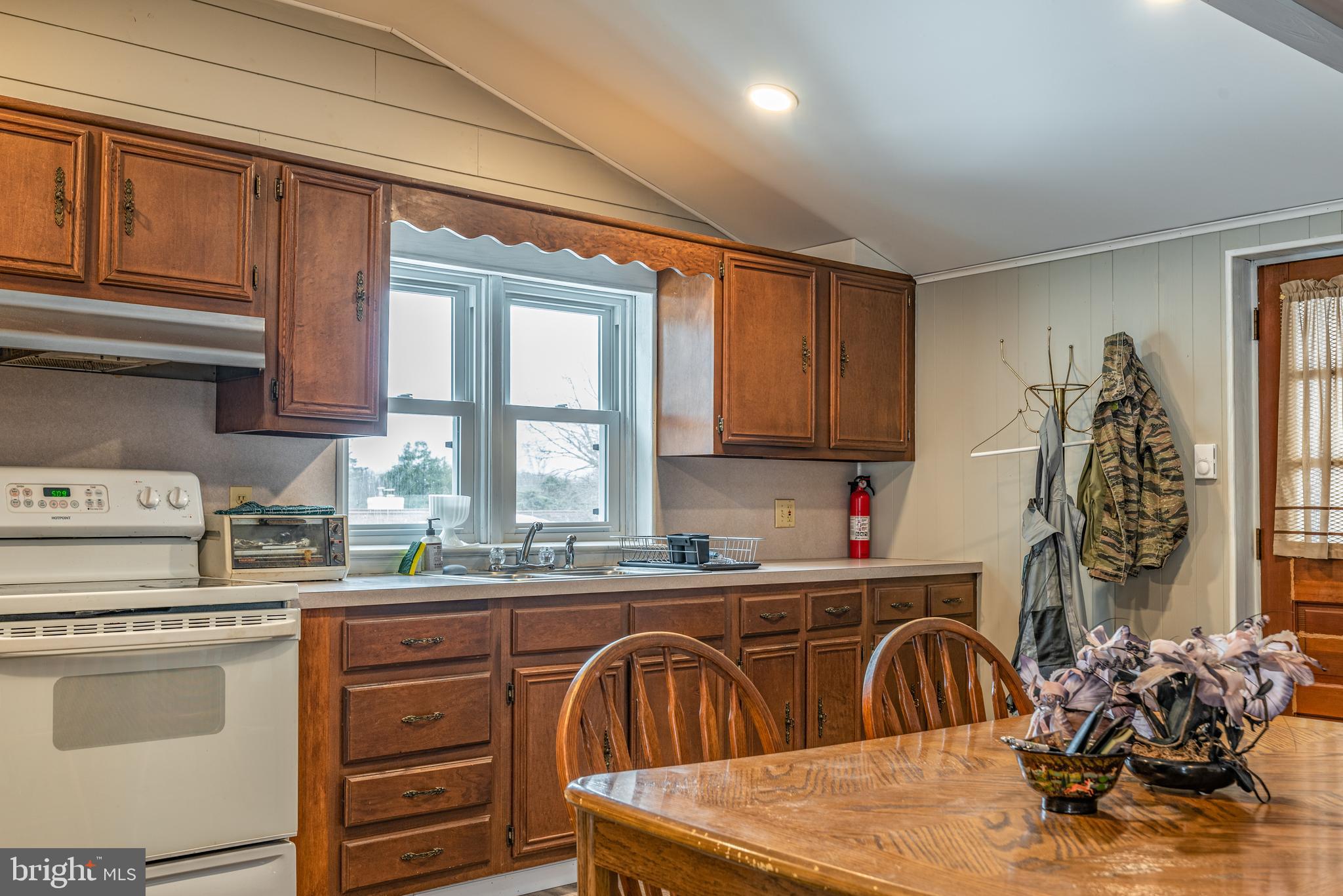 1349 State Road Coopersburg, PA 18036 - Photo 28 of 38 Gallery Image 28
