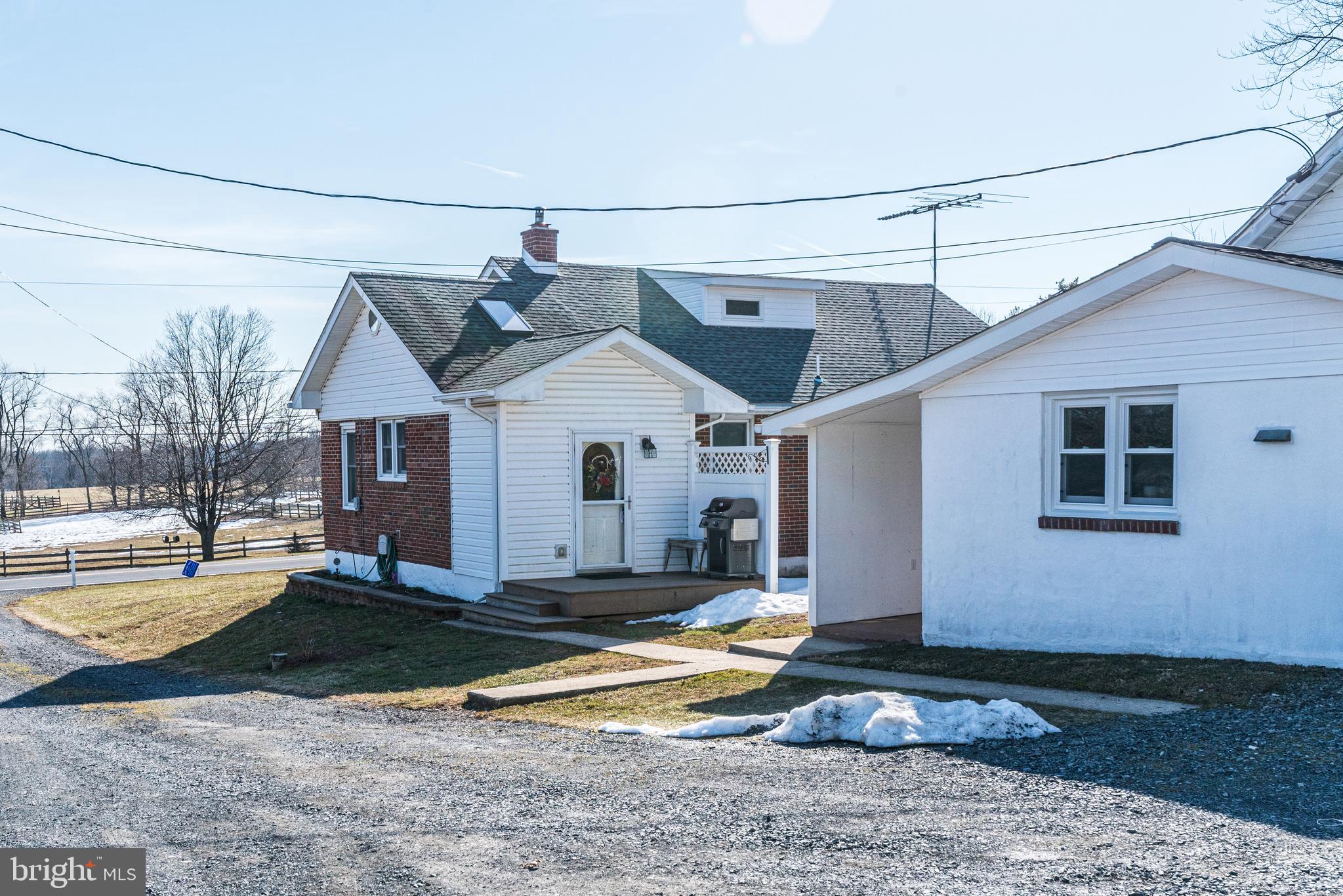 1349 State Road Coopersburg, PA 18036 - Photo 33 of 38 Driveway view