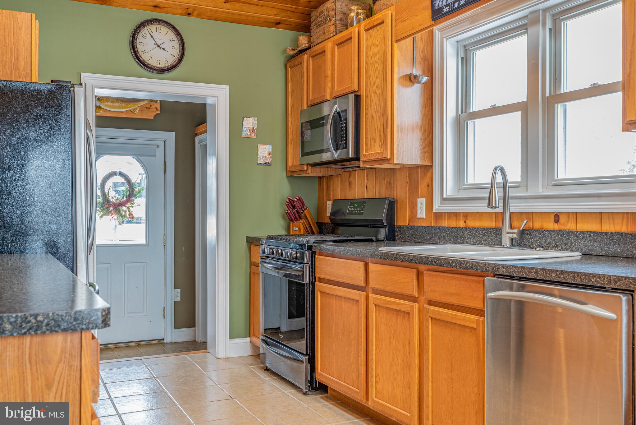 1349 State Road Coopersburg, PA 18036 - Photo 7 of 38 Gallery Image 7