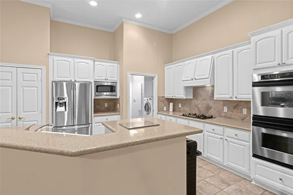 $479,900 | 2 Surrey Run Place, The Woodlands, TX 77384
