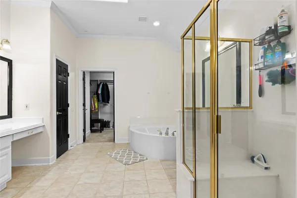 $479,900 | 2 Surrey Run Place, The Woodlands, TX 77384