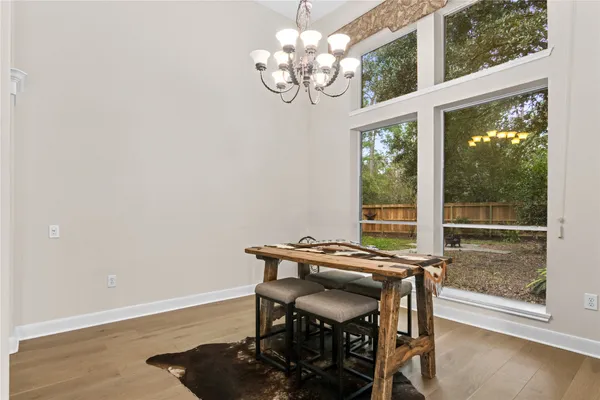 $479,900 | 2 Surrey Run Place, The Woodlands, TX 77384