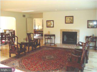 280 Fresh Ponds Road North Brunswick, NJ 08902 - Photo 3 of 6 Gallery Image 3