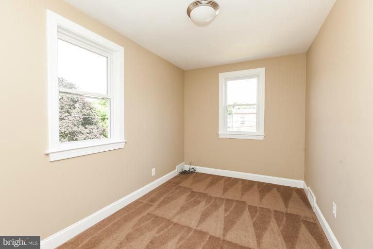 3809 Midheights Road Baltimore, MD 21215 - Photo 17 of 29 Bedroom