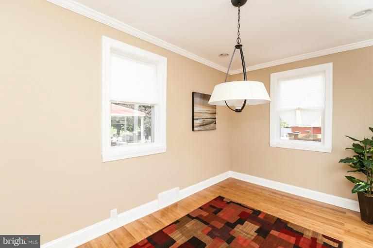3809 Midheights Road Baltimore, MD 21215 - Photo 19 of 29 Dining Room