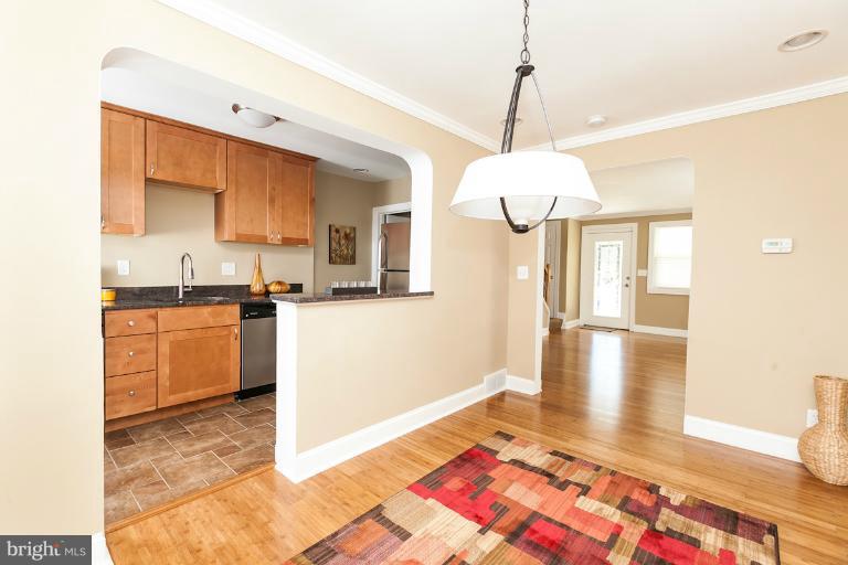 3809 Midheights Road Baltimore, MD 21215 - Photo 21 of 29 Dining Room