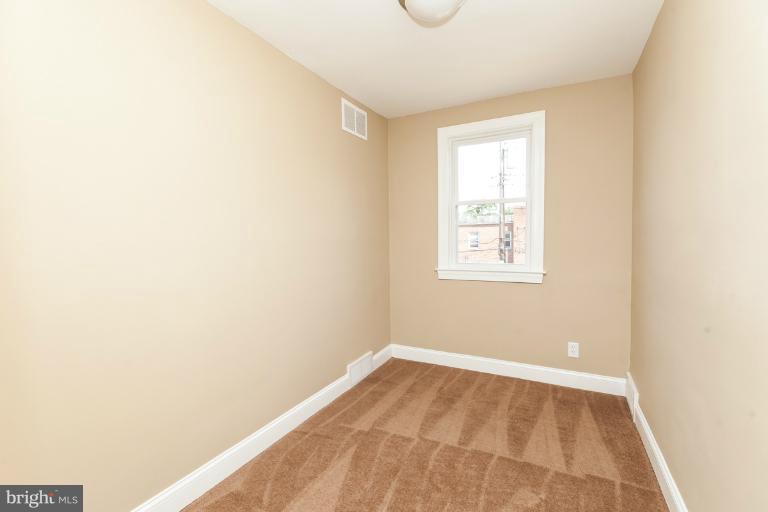 3809 Midheights Road Baltimore, MD 21215 - Photo 23 of 29 Bedroom