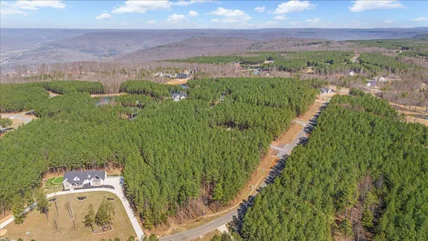 $89,900 | 3940 Crockett Point, Unit JF222, Jasper, TN 37347
