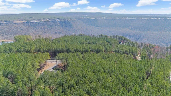 $89,900 | 3940 Crockett Point, Unit JF222, Jasper, TN 37347